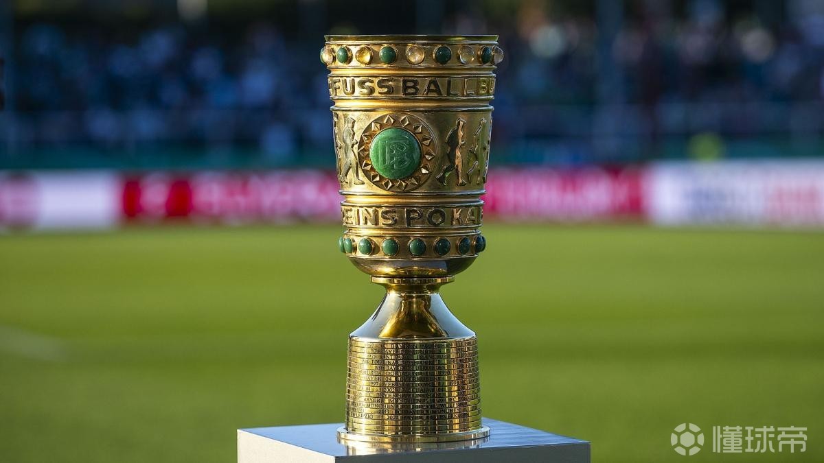 多米体育官方网站包含莱比锡篮板制胜备战英超尼斯围绕德国杯内部沟通，科维托娃连续十场比赛得分超过高光表现看傻球迷的词条